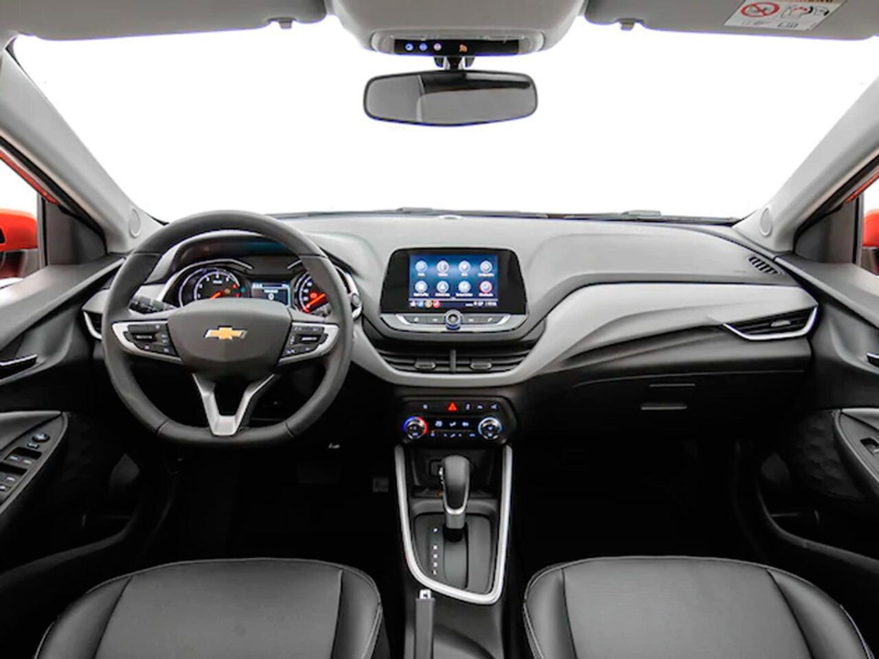 chevrolet onix 1.0 turbo flex premier automatico wmimagem14533933546 Com um aumento significativo nas vendas em março, o Chevrolet Onix mostra força mesmo sem receber um facelift há algum tempo