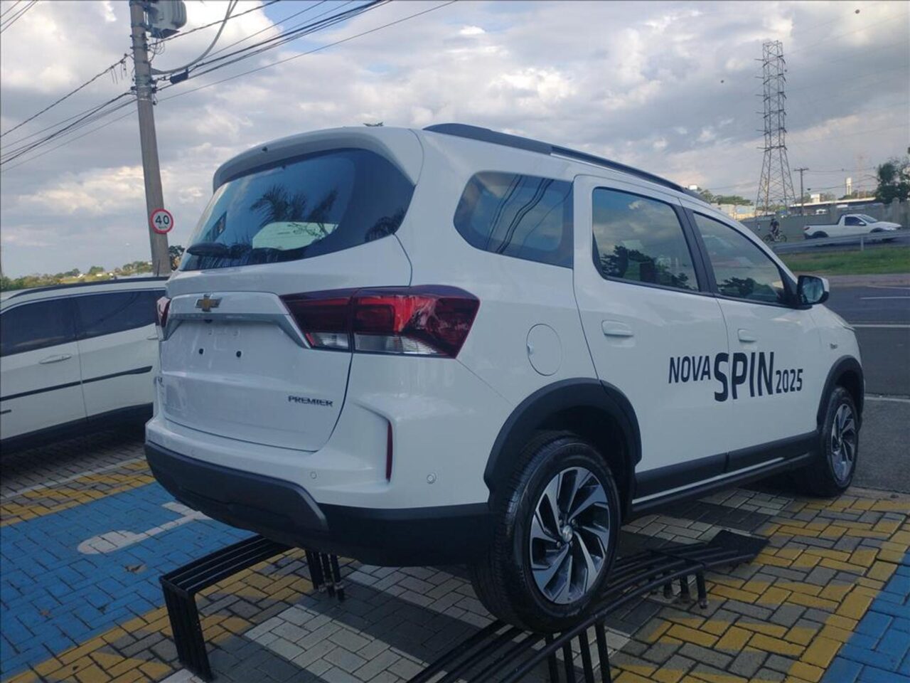 Chevrolet Spin LT MT 2025