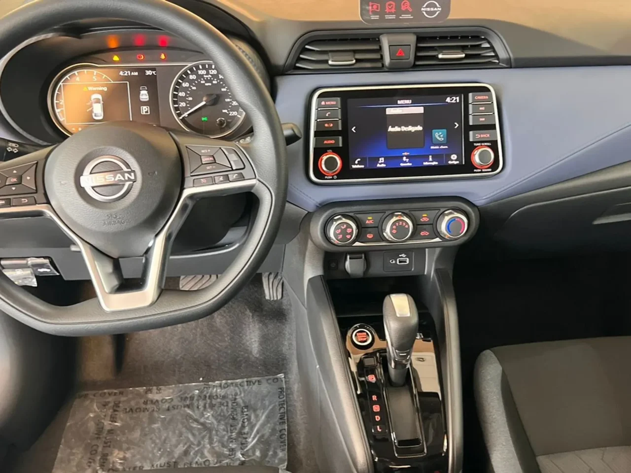 Nissan Versa Sense 2025