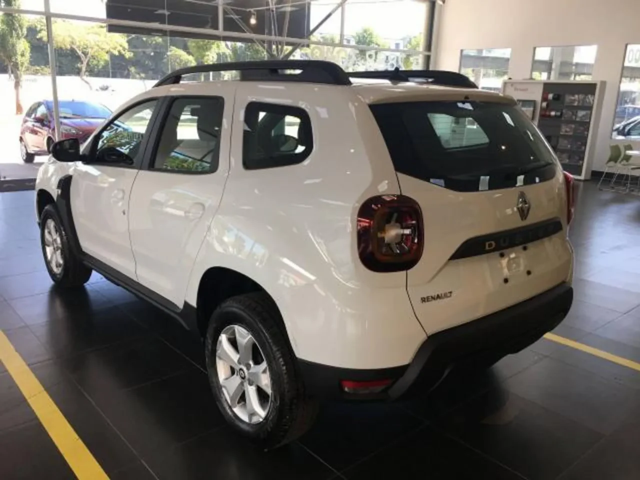 Renault Duster Intense Plus 1.6 MT 2025