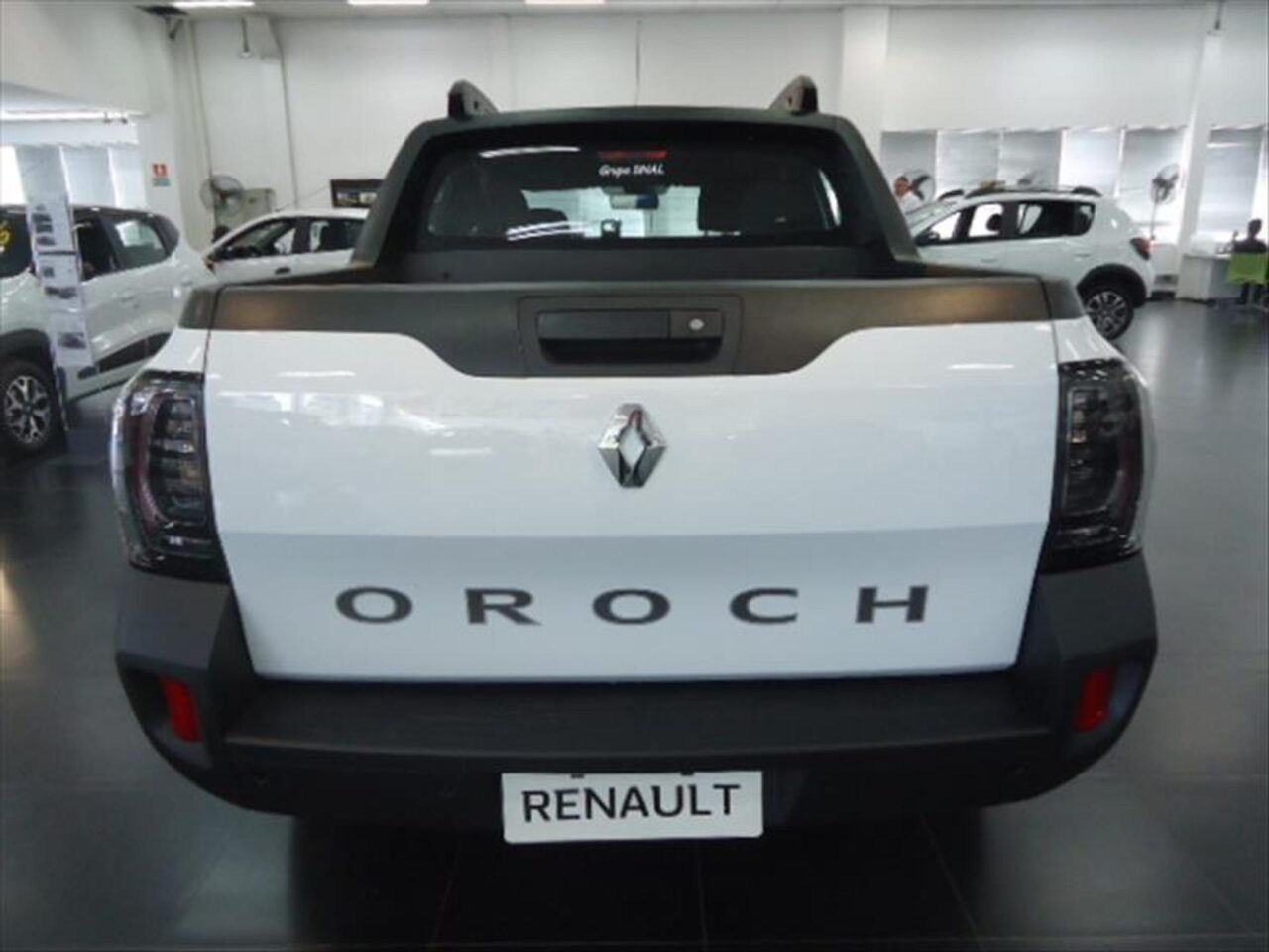 Renault Oroch Pro 2025