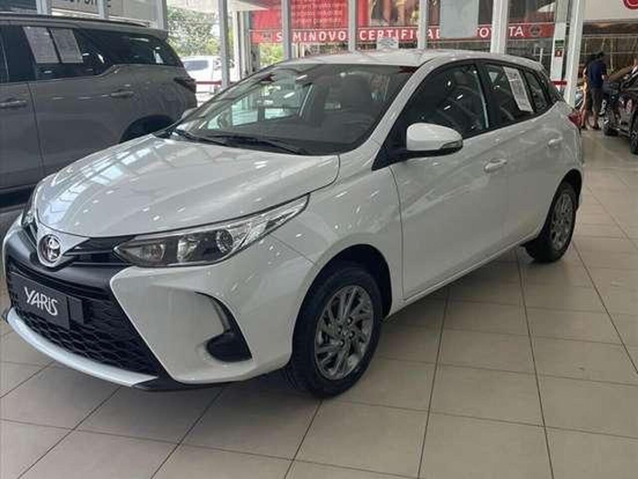 Toyota Yaris Hatch XL 2025