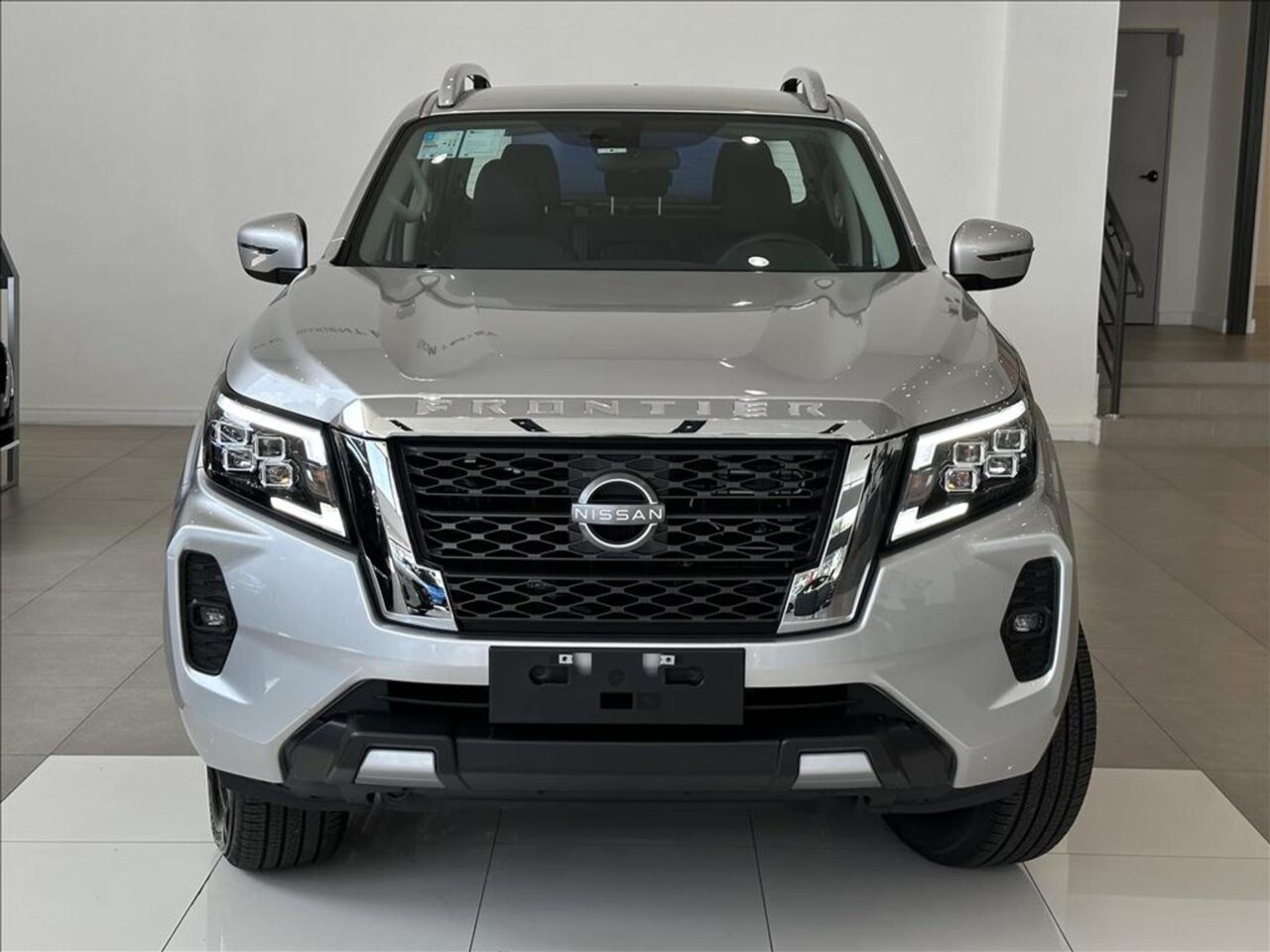 Nissan Frontier SE AT 2025