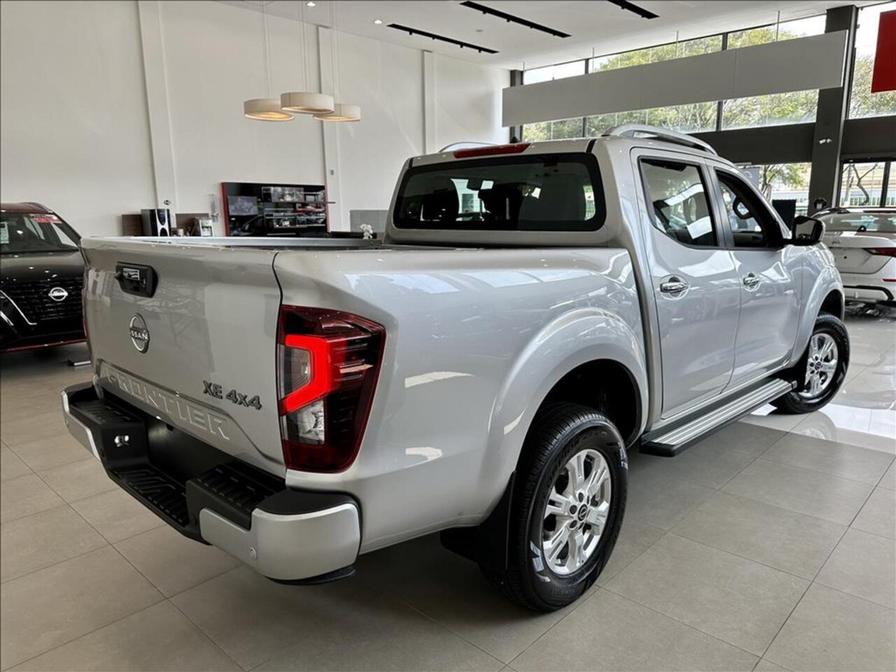 Nissan Frontier SE AT 2025