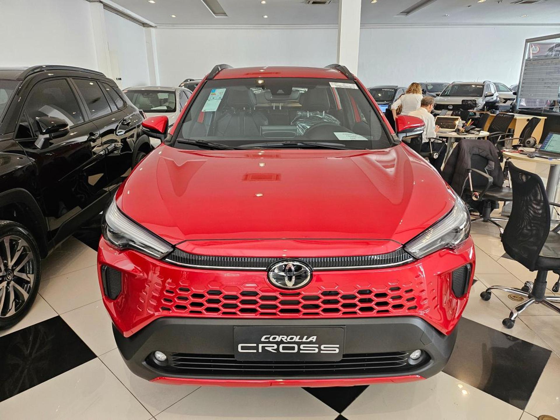 Toyota Corolla Cross XRE 2025