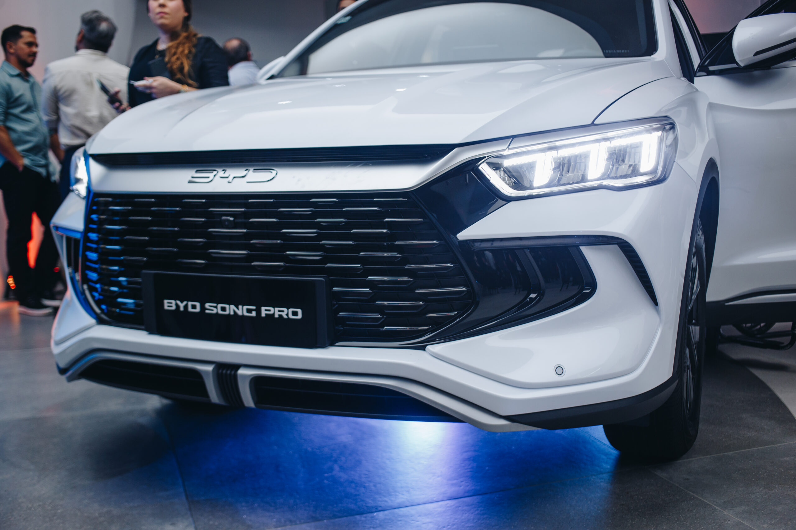 BYD Carmais inaugura loja em Natal junto a novo modelo BYD Song Pro