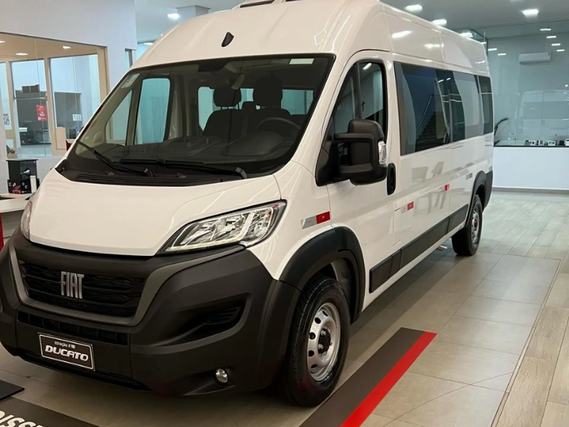 Fiat Ducato Minibus 2025