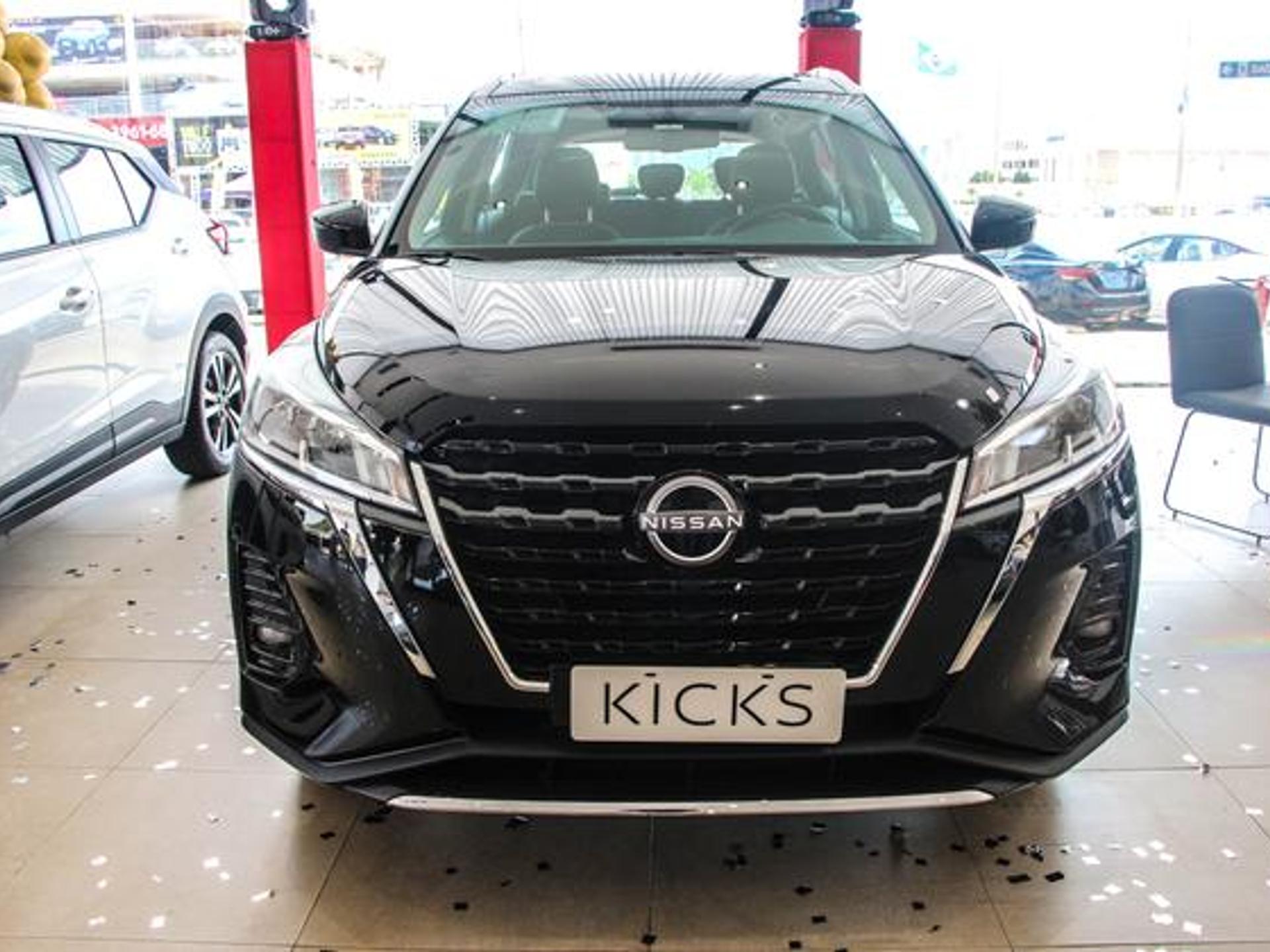 Nissan Kicks Exclusive 2025