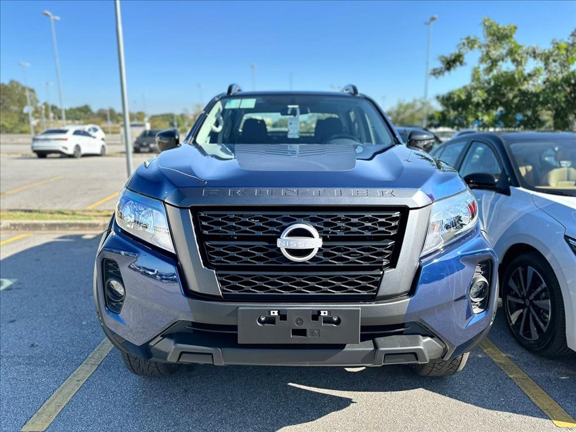 Nissan Frontier 2025