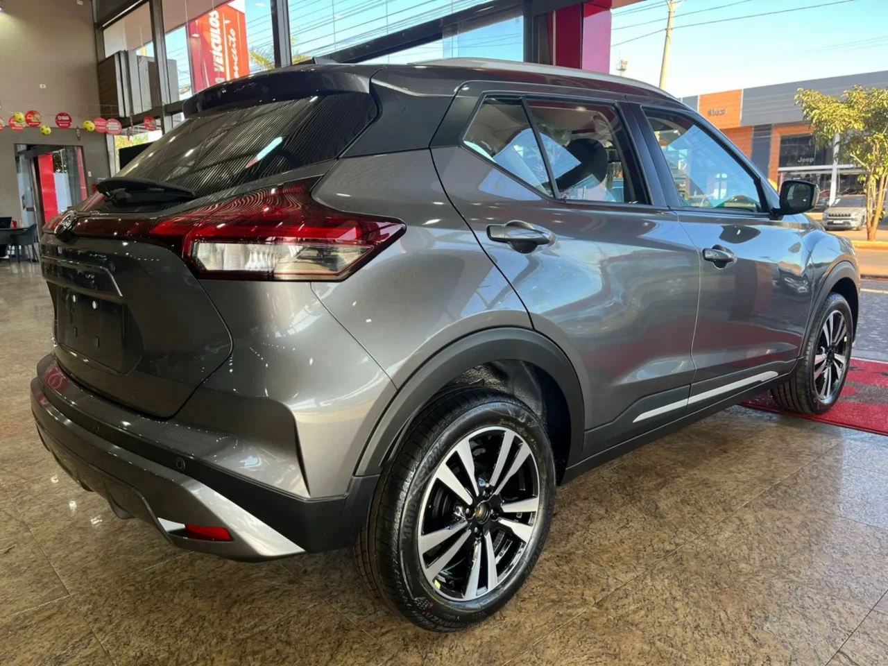 Nissan Kicks Exclusive 2025