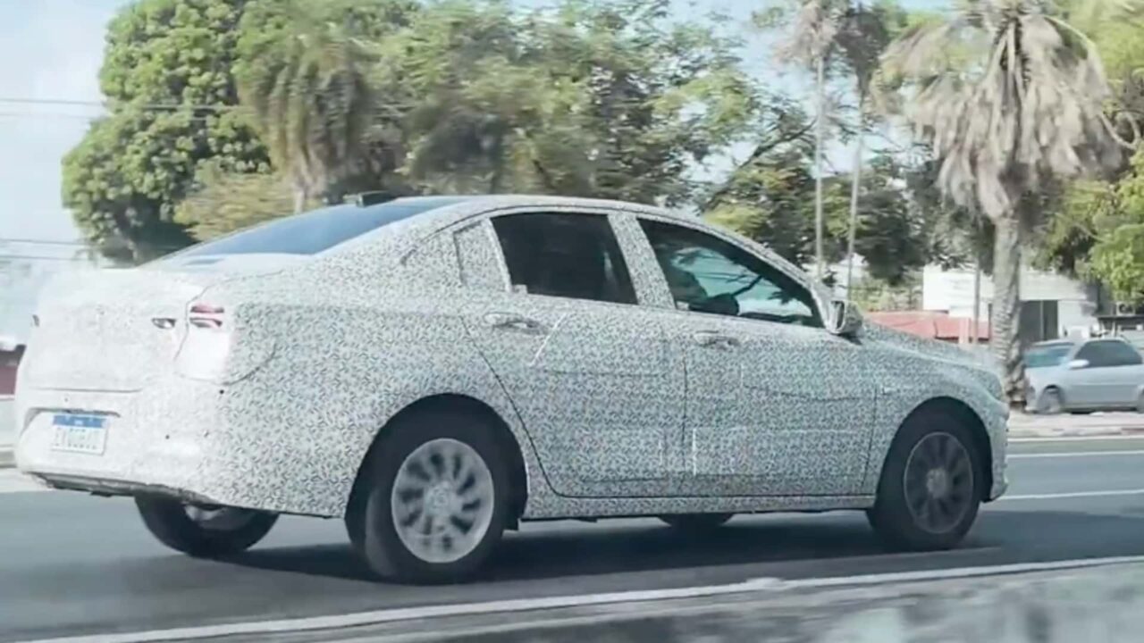 Novo Chevrolet Onix 2026 é flagrado em testes nas ruas de Teresina (PI)