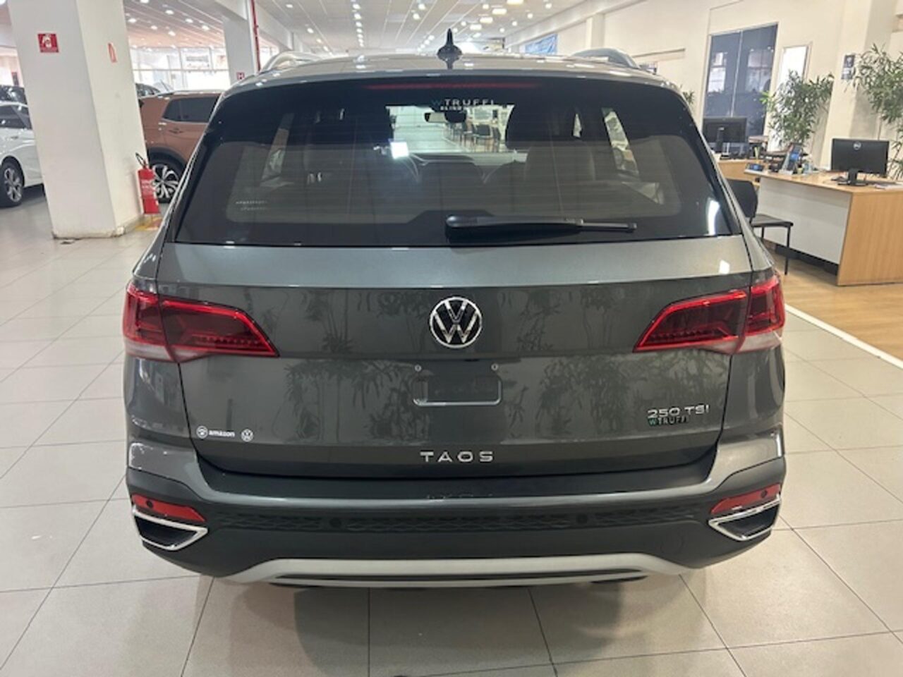 Volkswagen Taos 2025