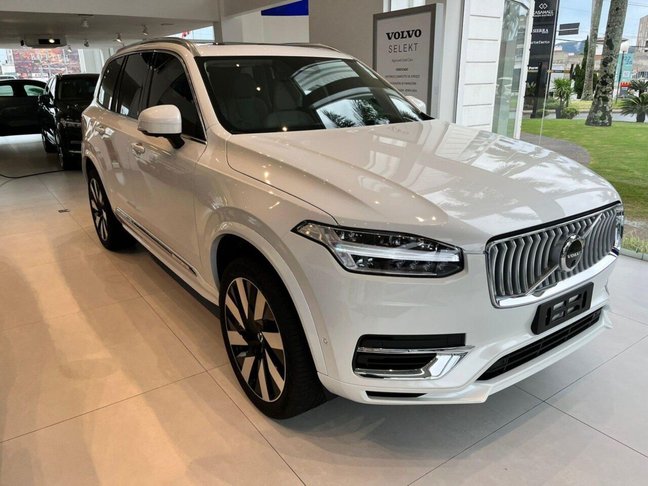 Volvo XC90 2025