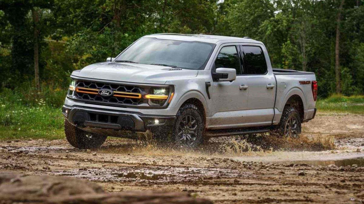 Ford F-150 Tremor é flagrada em São Paulo e pode chegar ao mercado brasileiro