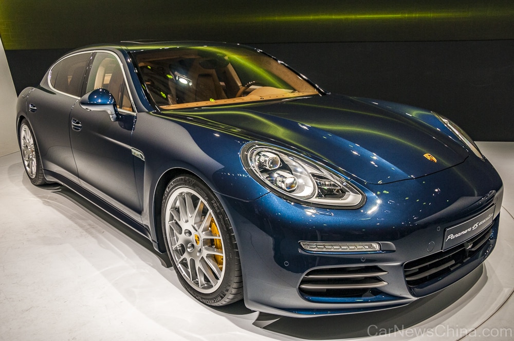 Porsche reduz rede de concessionárias na China em meio à queda nas vendas