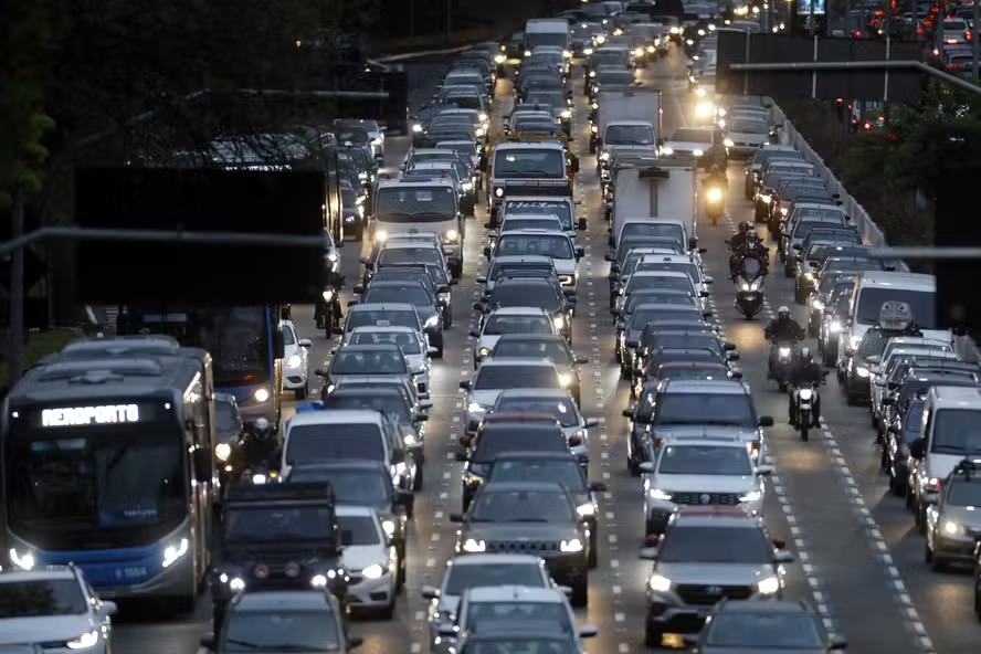 Rodízio de veículos em São Paulo retorna em 13 de janeiro