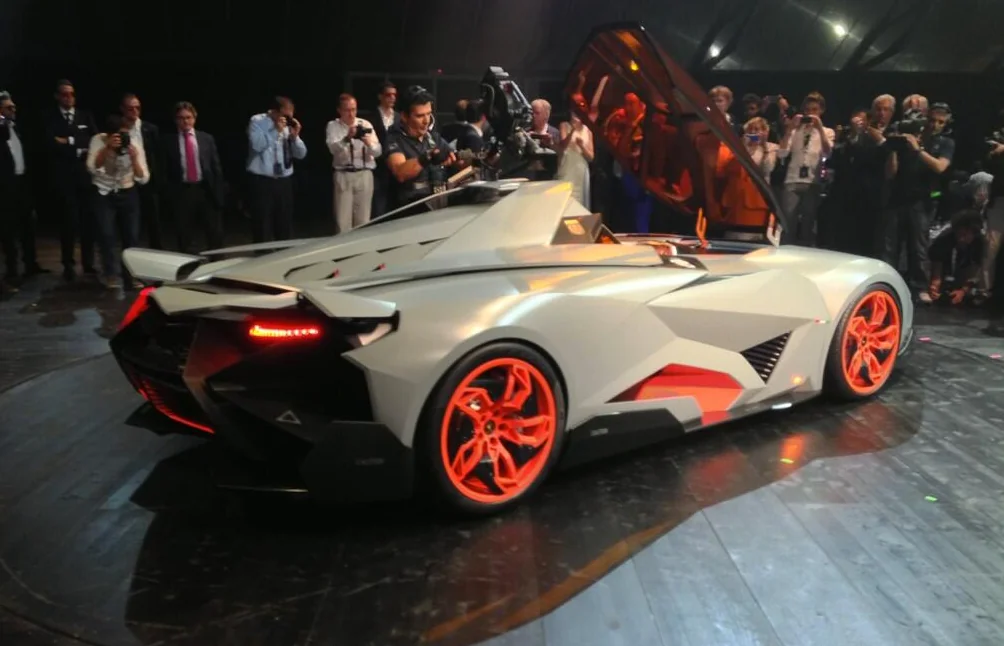 Lamborghini Egoista, modelo único, é vendido por US$ 117 milhões