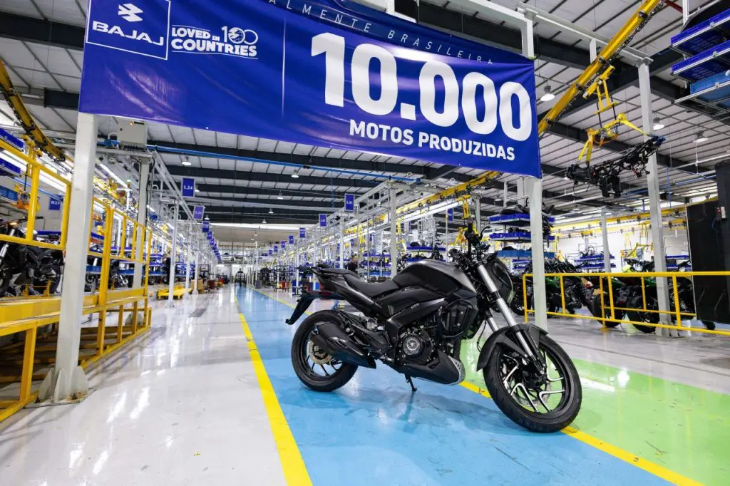 Bajaj atinge marca de 10 mil motos produzidas em Manaus