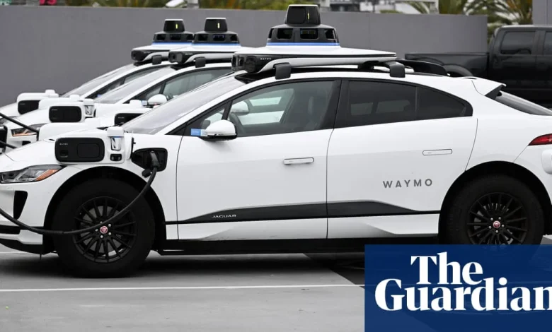 Táxi autônomo da Waymo causa transtorno e passageiro quase perde voo em Los Angeles