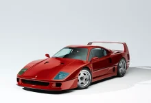 Ferrari F40 ganha modernização com foco em segurança e performance