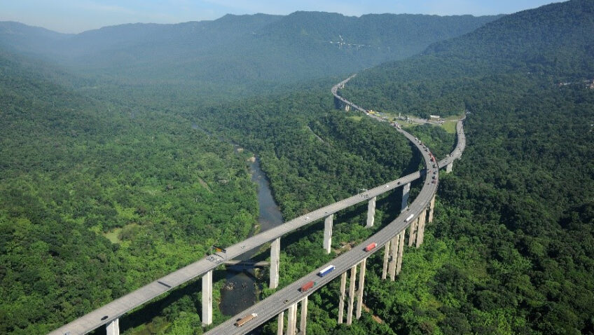 Rodovia dos Imigrantes terá maior túnel rodoviário do Brasil e nova pista para caminhões