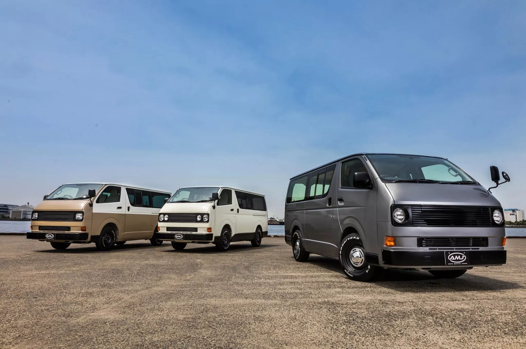 Toyota HiAce ressurge com visual retrô inspirado na VW T3 pela AMJ