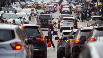 Nova York implementa pedágio urbano em Manhattan para combater congestionamento e poluição