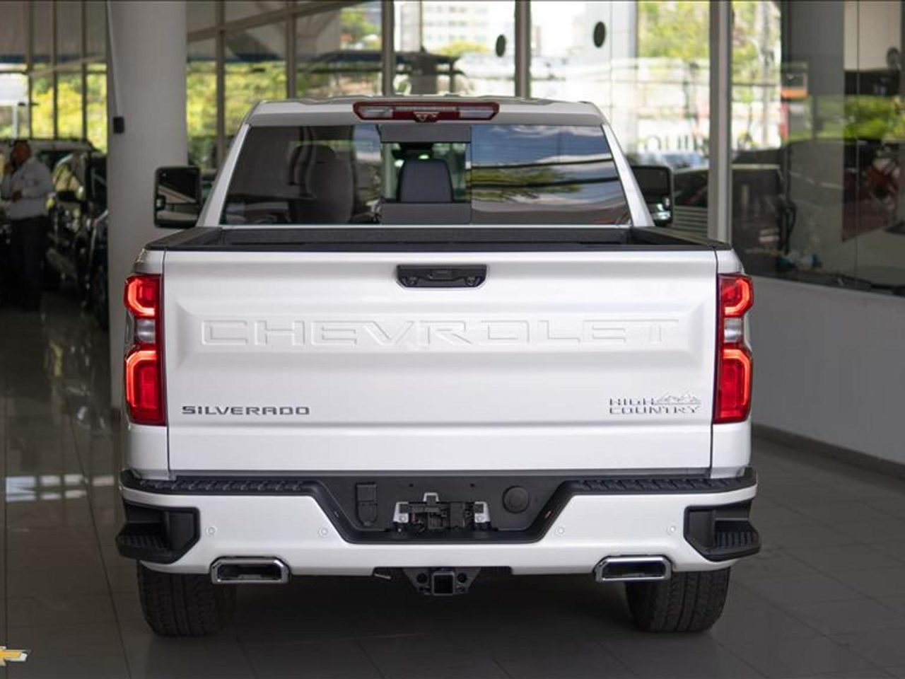 Chevrolet Silverado ultrapassa Ford F-150 em preço após novo reajuste