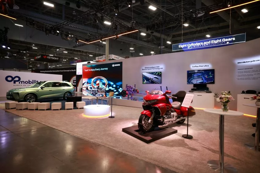 GWM estreia na CES 2025 com SUV Wey 07 e moto Souo S2000