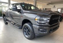 Ram considera retorno do motor V8 Hemi após queda nas vendas da 1500