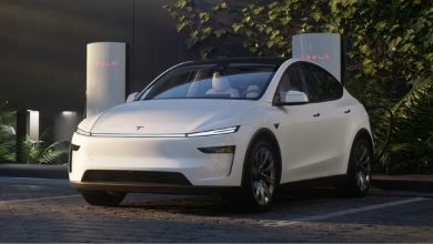 Tesla Model Y 'Juniper' reformulado é flagrado em transportadoras na China