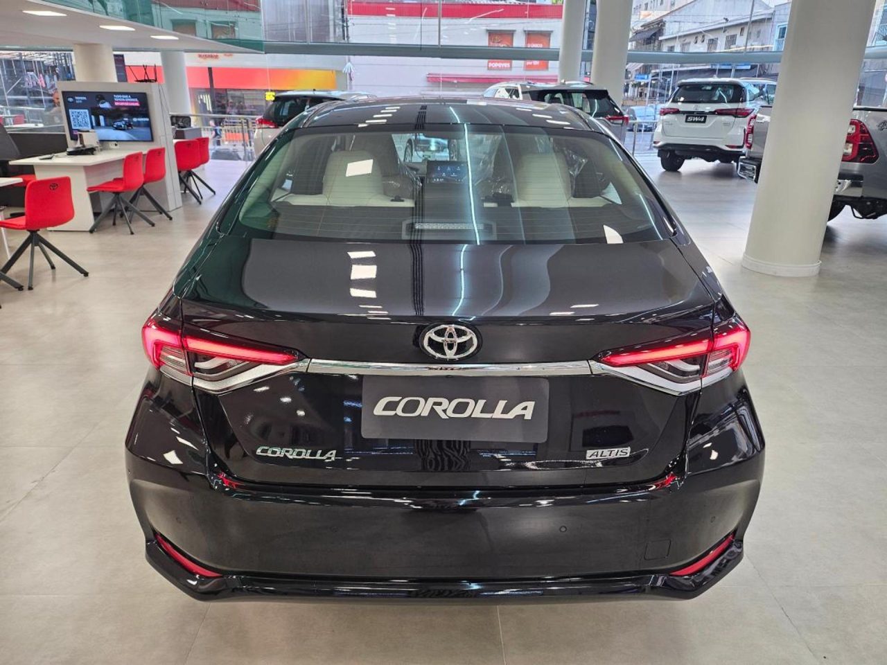 Toyota Corolla Altis é liberado para PcD em janeiro com desconto de R$ 14.421