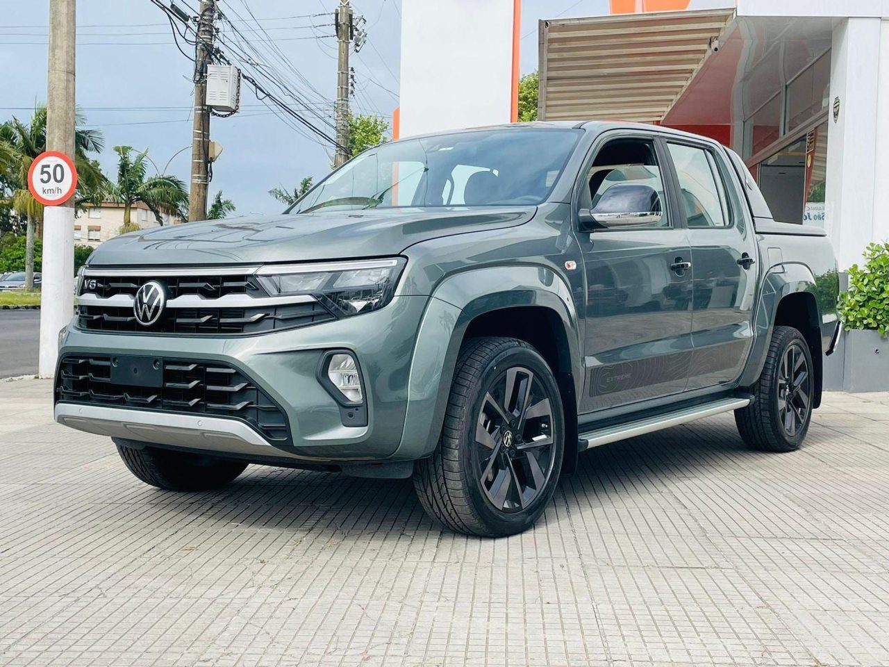 VW Amarok 2025 adota tanque de Arla 32 para reduzir emissões