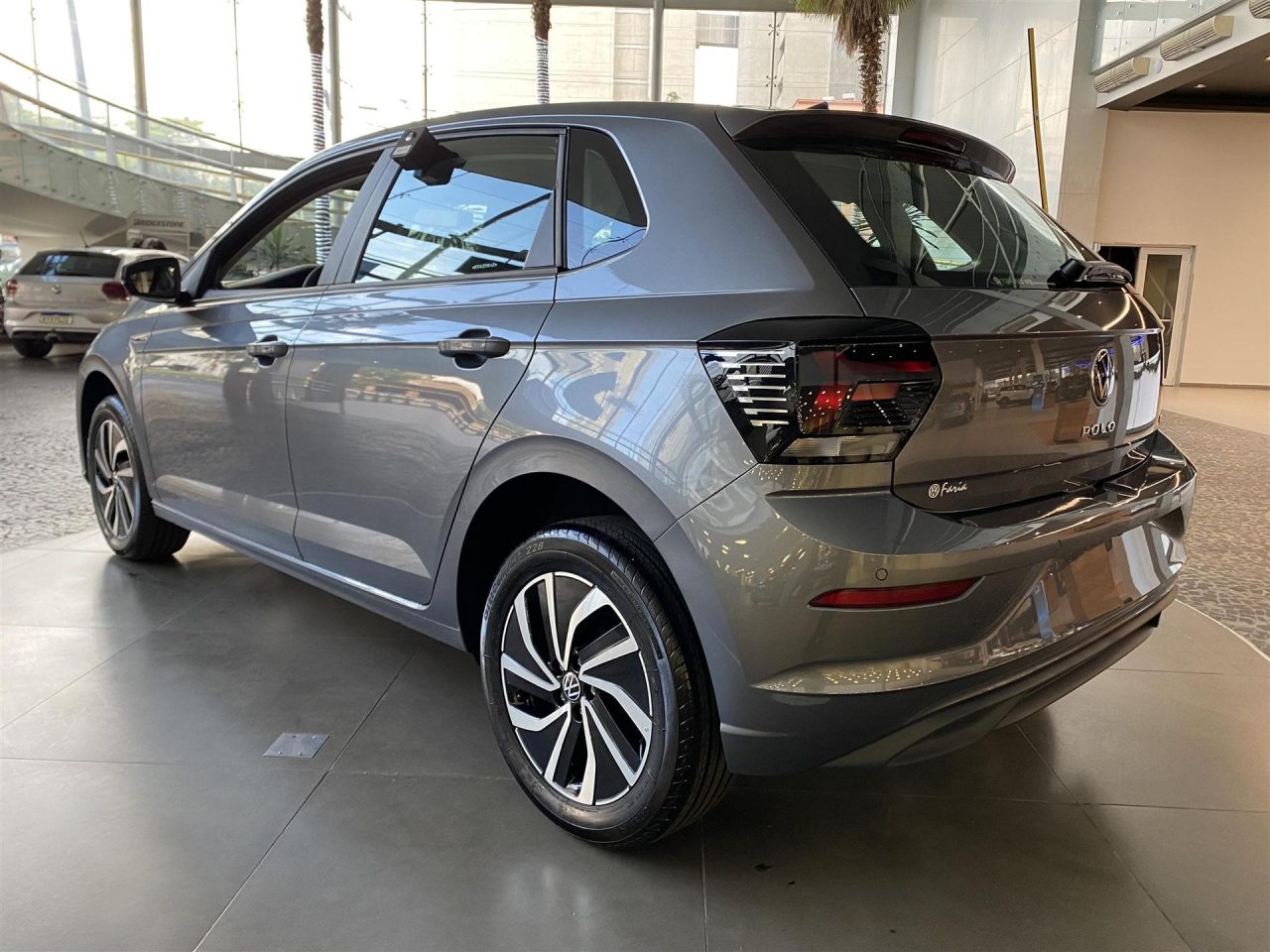 Volkswagen atualiza o preço do Polo Highline para PcD com desconto de R$ 15.650