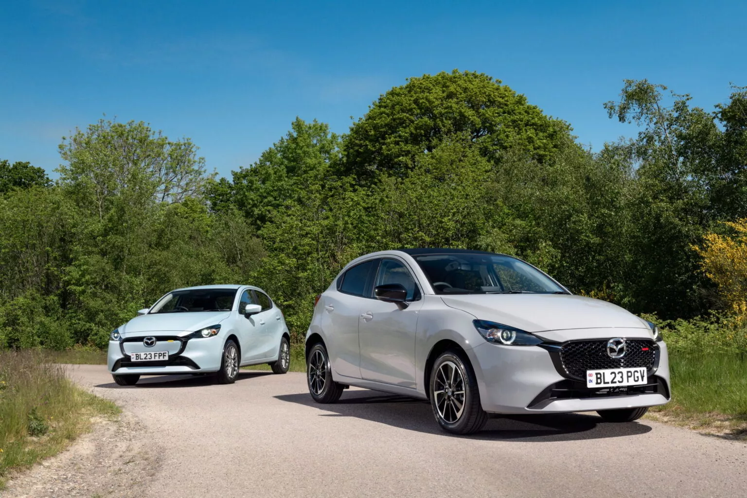 Mazda tira de linha Supermini Mazda2 no Reino Unido devido a emissões