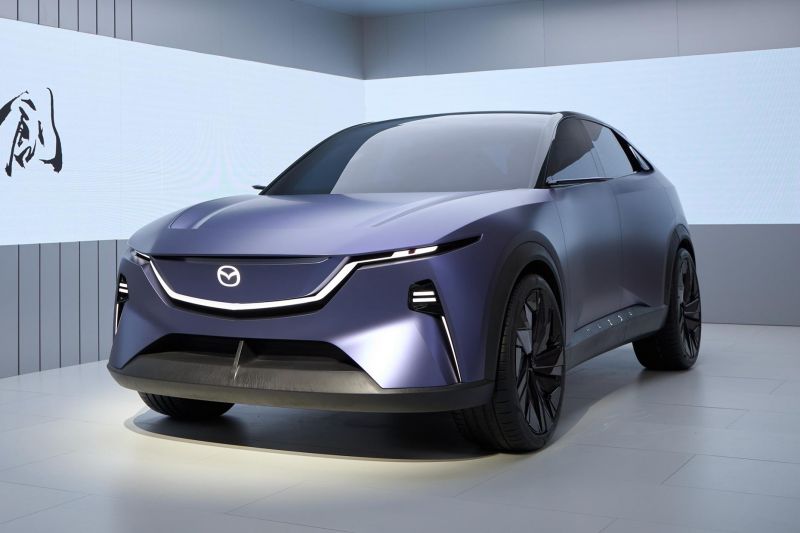 Mazda prepara SUV elétrico CX-6e para rivalizar com Tesla Model Y