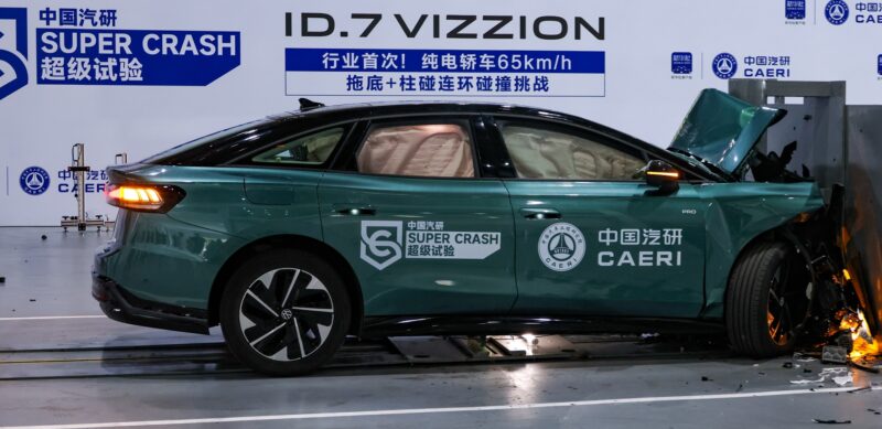 Vendas do Volkswagen ID.7 despencam na China em janeiro