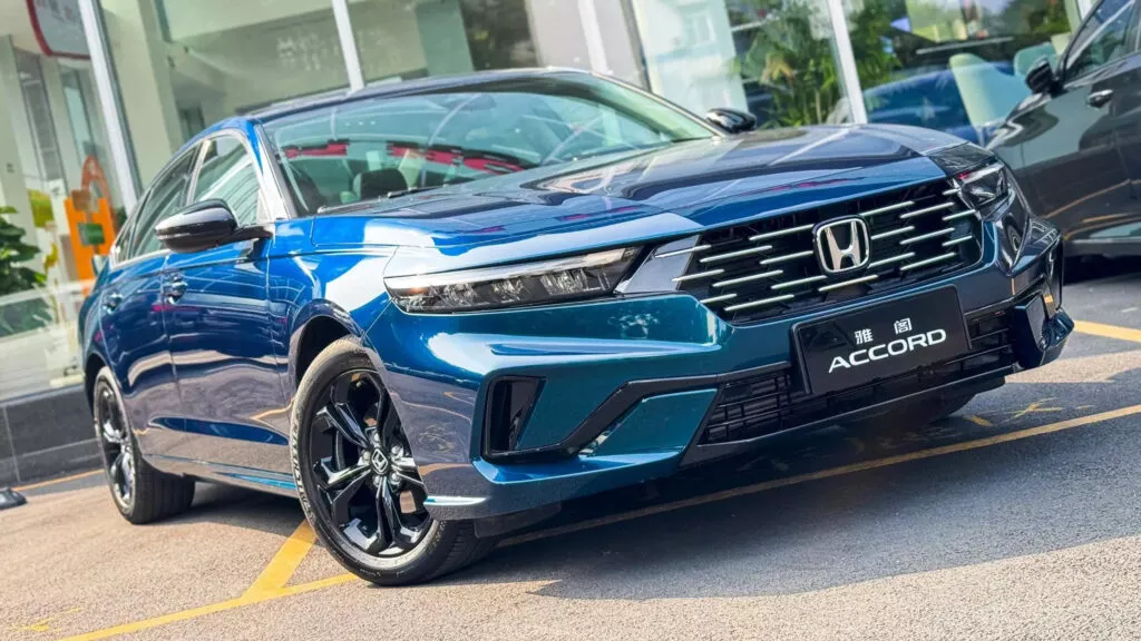 Honda Accord 2026: reestilização chega à China com visual mais agressivo e opções híbridas