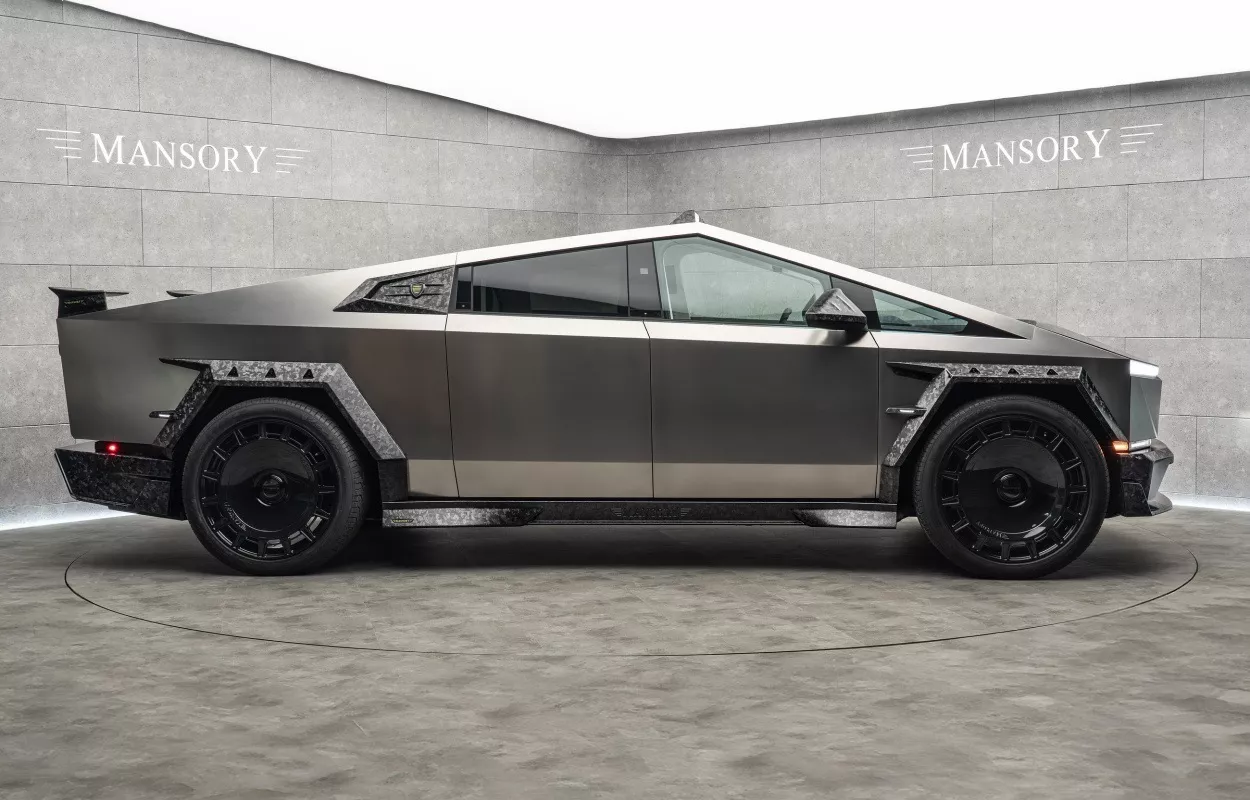 Cybertruck Elongation: Mansory eleva o design ousado da picape elétrica a um novo patamar