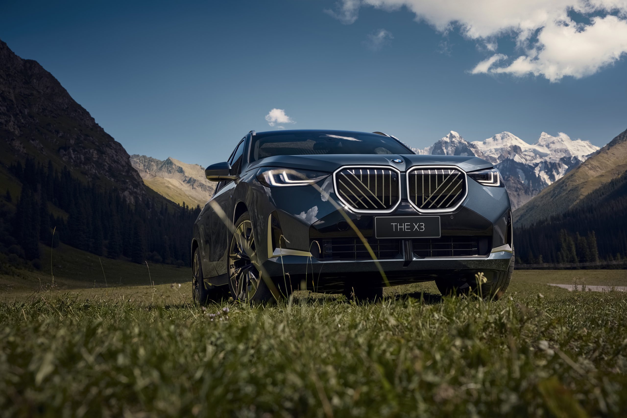 BMW X3 ganha versão alongada exclusiva para o mercado chinês