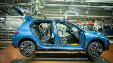 Volkswagen confirma Golf e T-Roc elétricos na planta de Wolfsburg