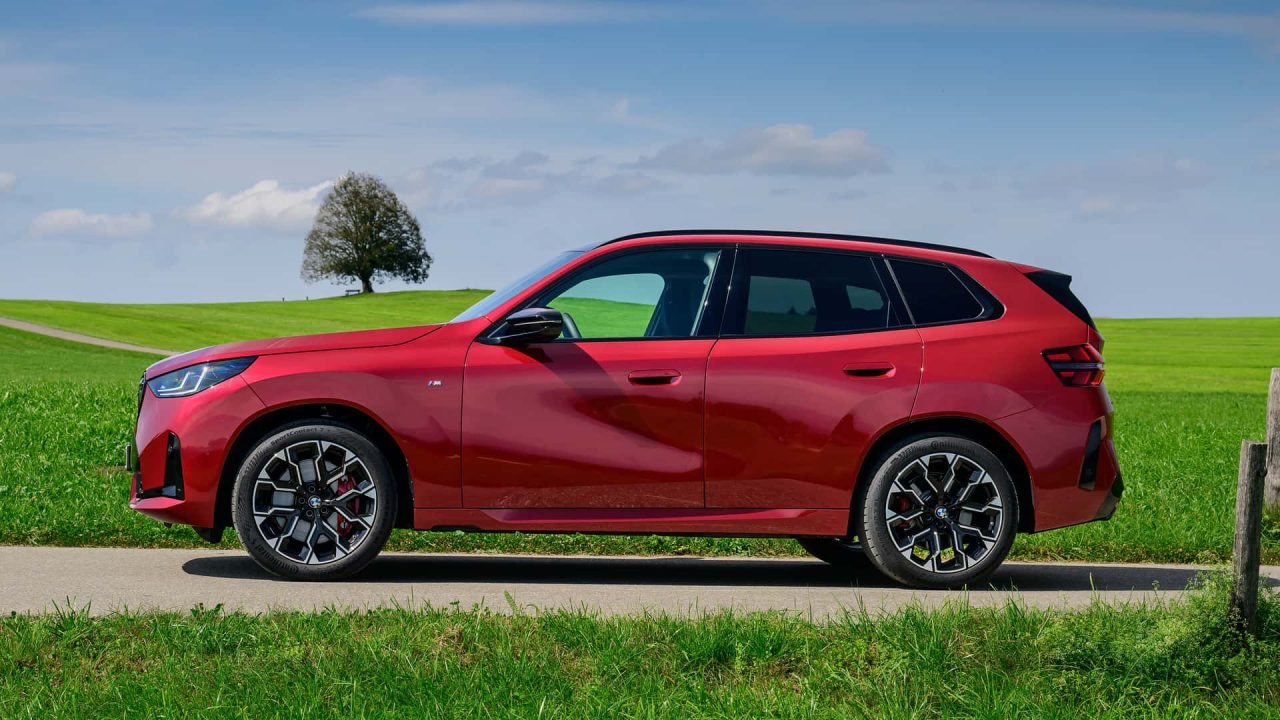 BMW X3 M50 chega ao Brasil com sistema híbrido de 48V por R$ 624.950