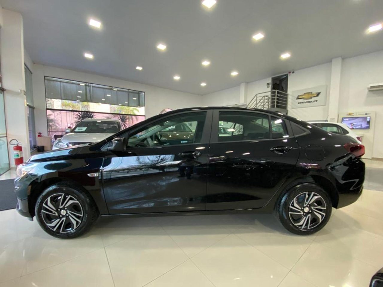 Chevrolet oferta Onix Plus LTZ com descontão de R$ 21.235