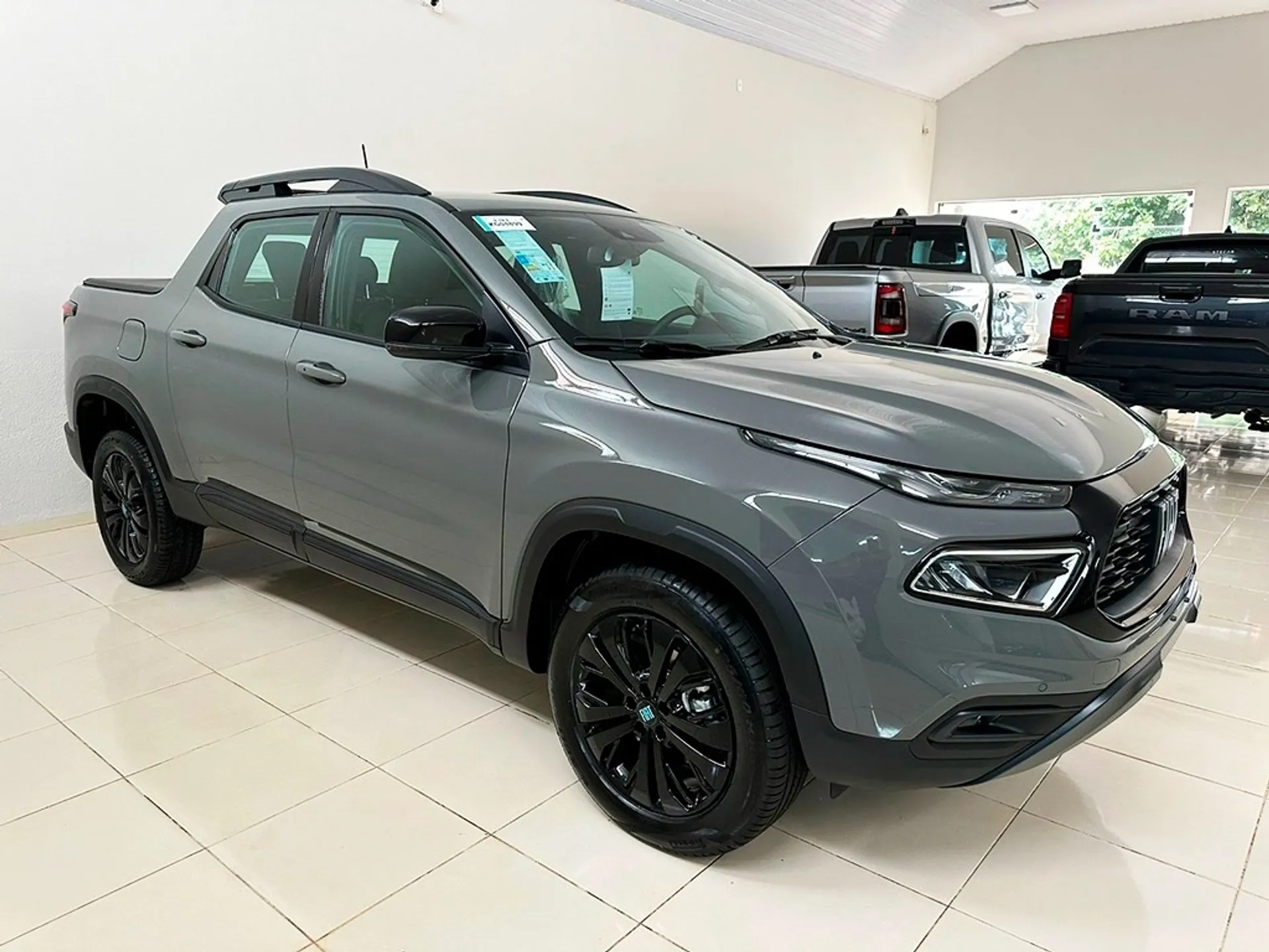 Fiat Toro Ultra Turbo Flex é liberada para CNPJ em fevereiro com desconto de R$ 19.400