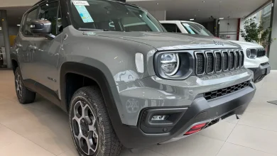 Jeep anuncia Renegade Trailhawk em fevereiro com bolada de desconto de R$ 29.264