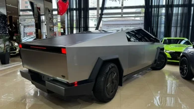 Painéis do Cybertruck da Tesla apresentam desprendimento e atrasos nas entregas