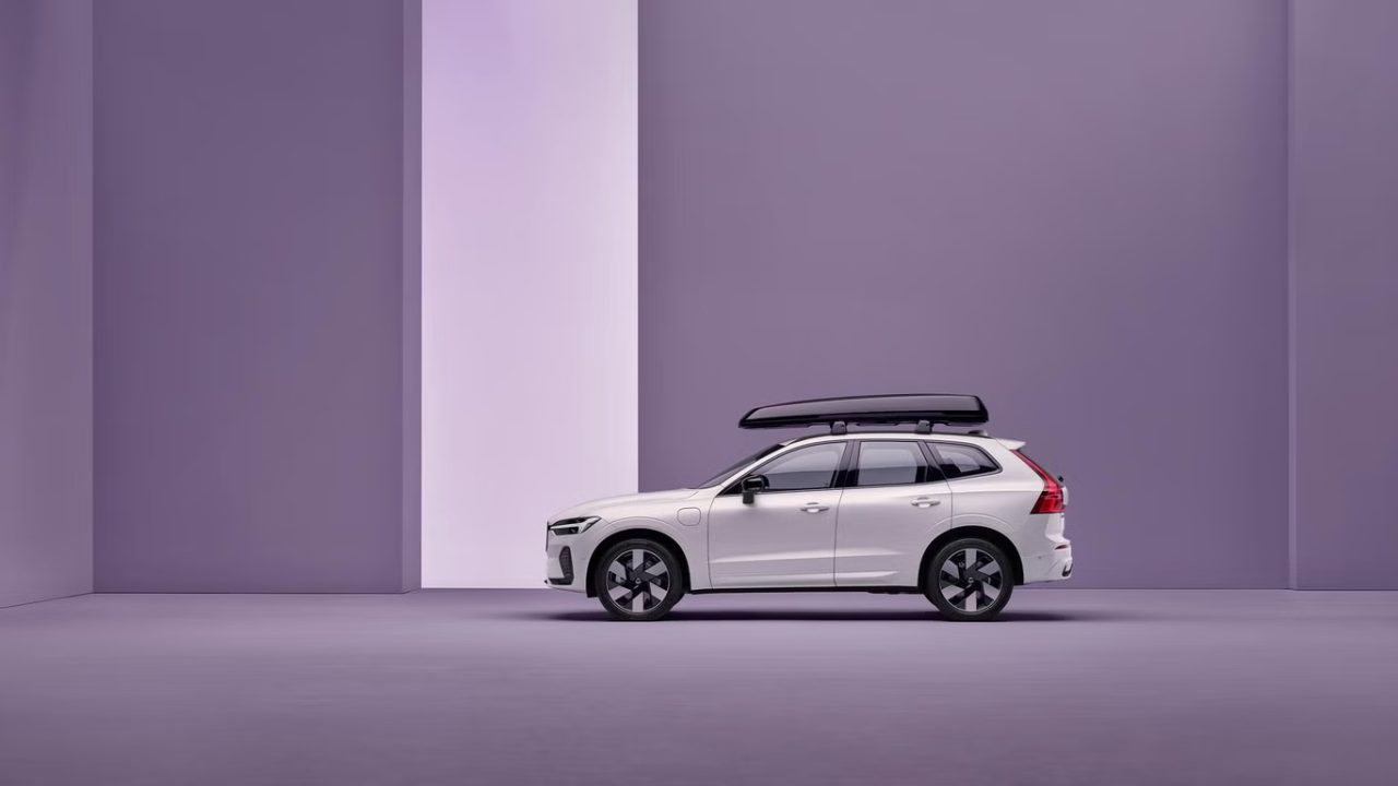 Volvo XC60 2026: SUV recebe atualização visual e tecnológica discreta