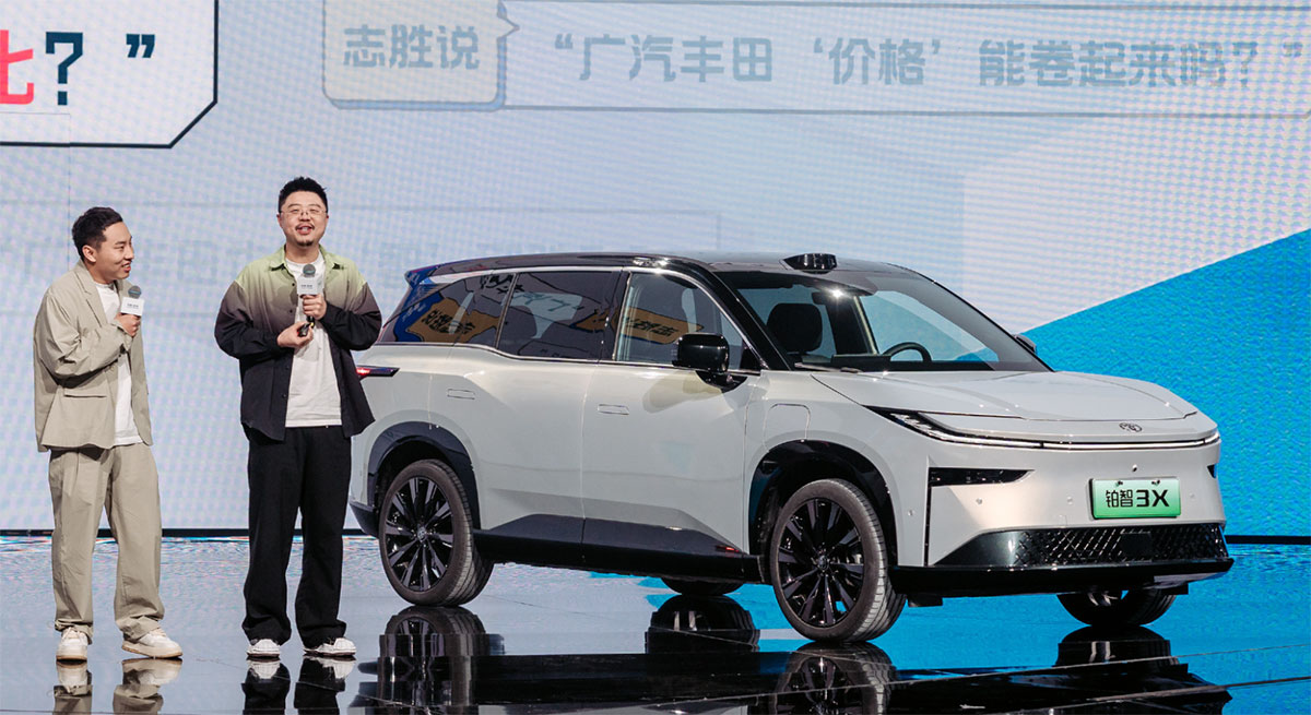 Toyota lança SUV elétrico barato na China e já recebe 10 mil pedidos na primeira hora