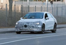 Mercedes-Benz CLA Shooting Brake 2026 é flagrado com visual elegante