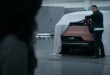 Volvo EX60 elétrico surge em teaser com lançamento previsto para 2026